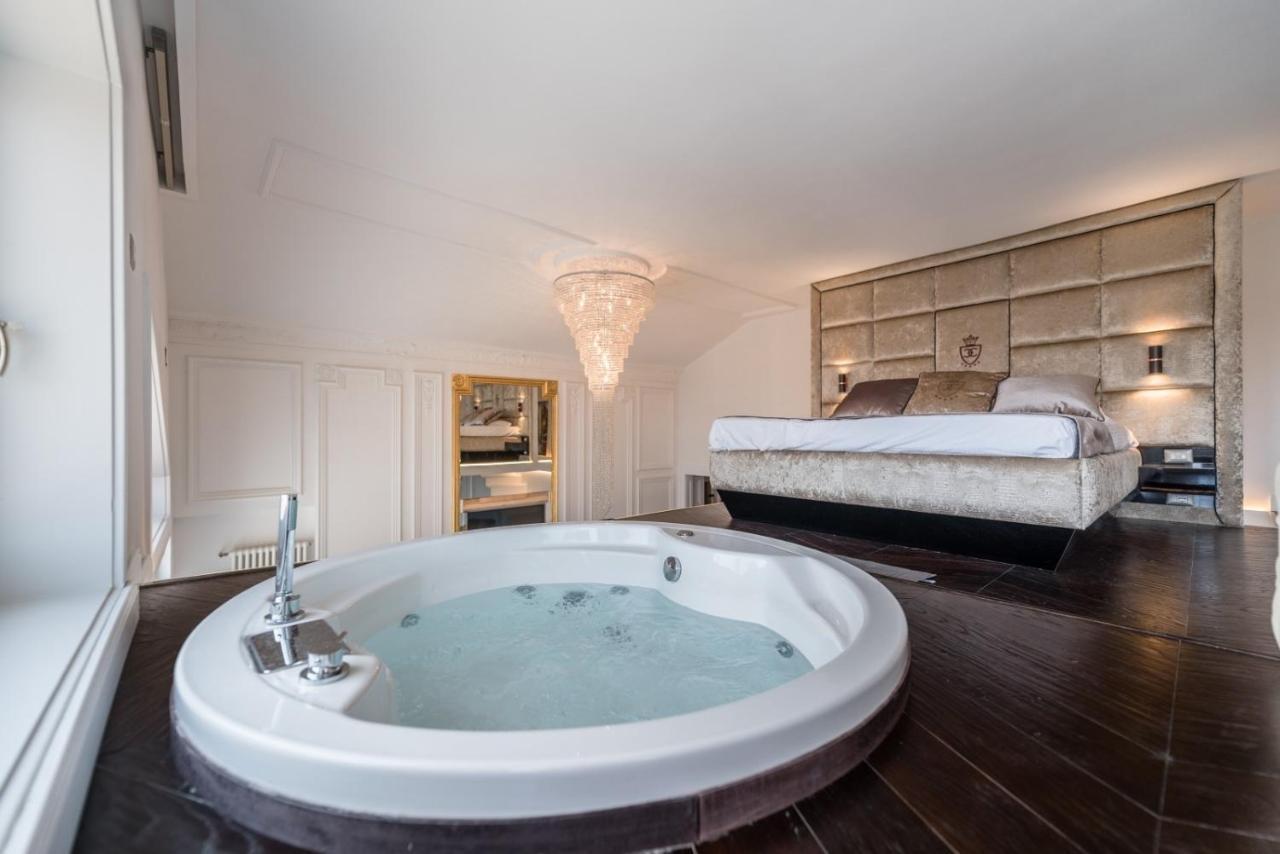 Jacuzzi Royal Suite بودابست المظهر الخارجي الصورة