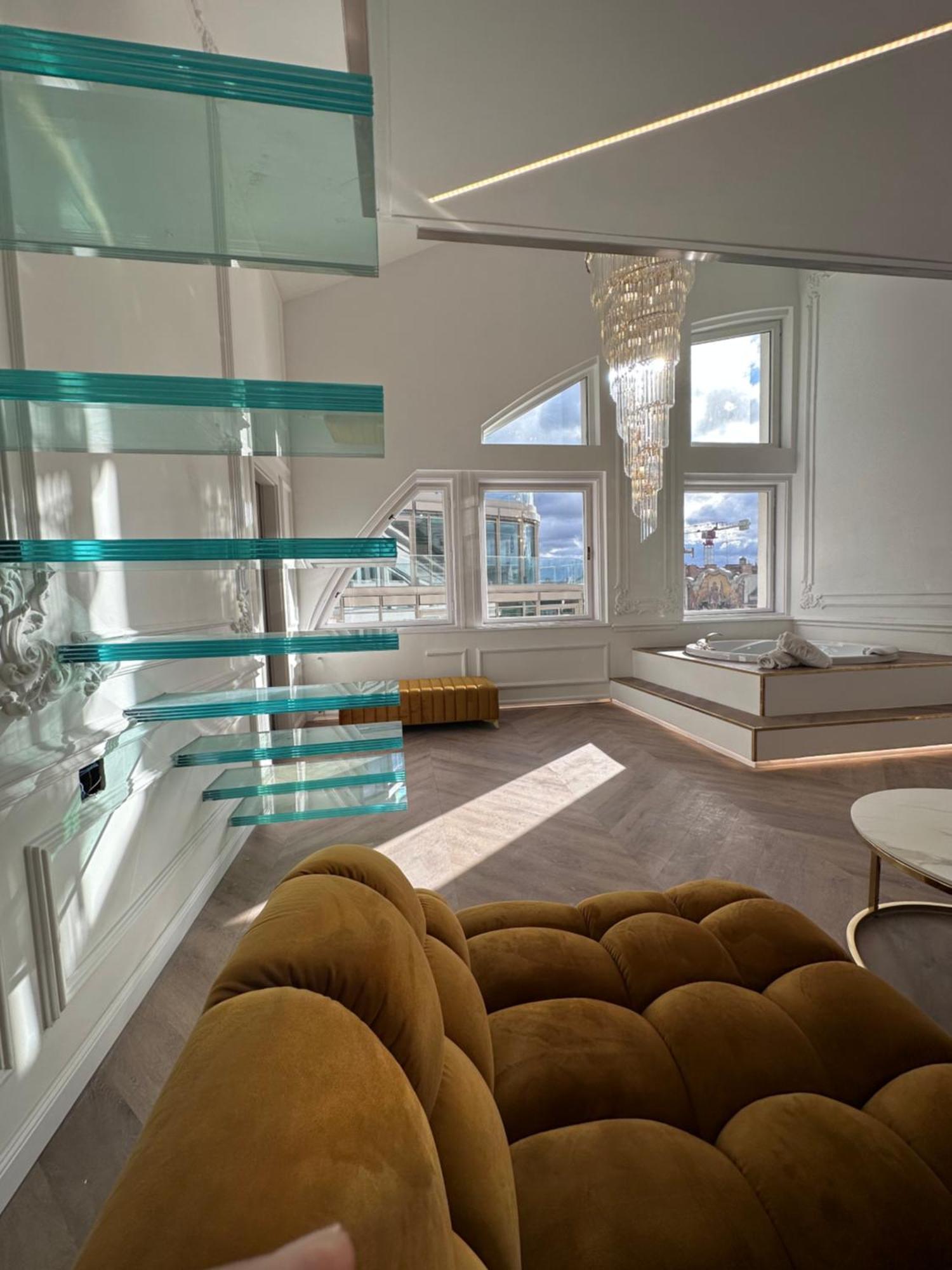 Jacuzzi Royal Suite بودابست المظهر الخارجي الصورة